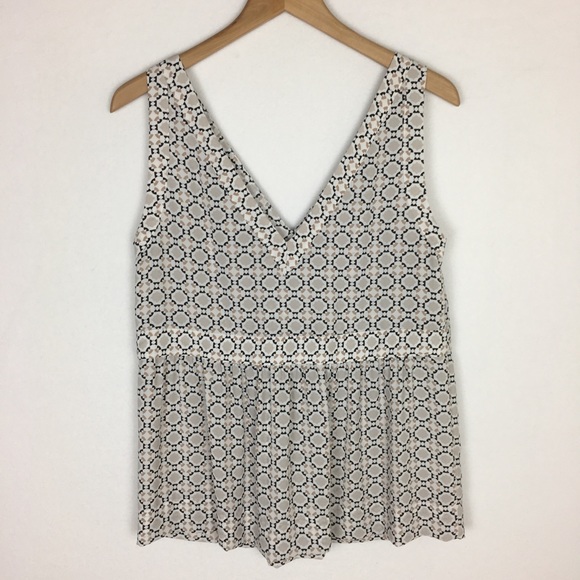 LOFT Tops - Loft Blouse size 6